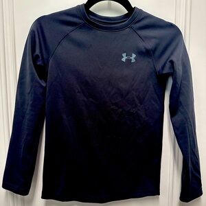 Under Armour black fitted YMD Long sleeve Cold Gear